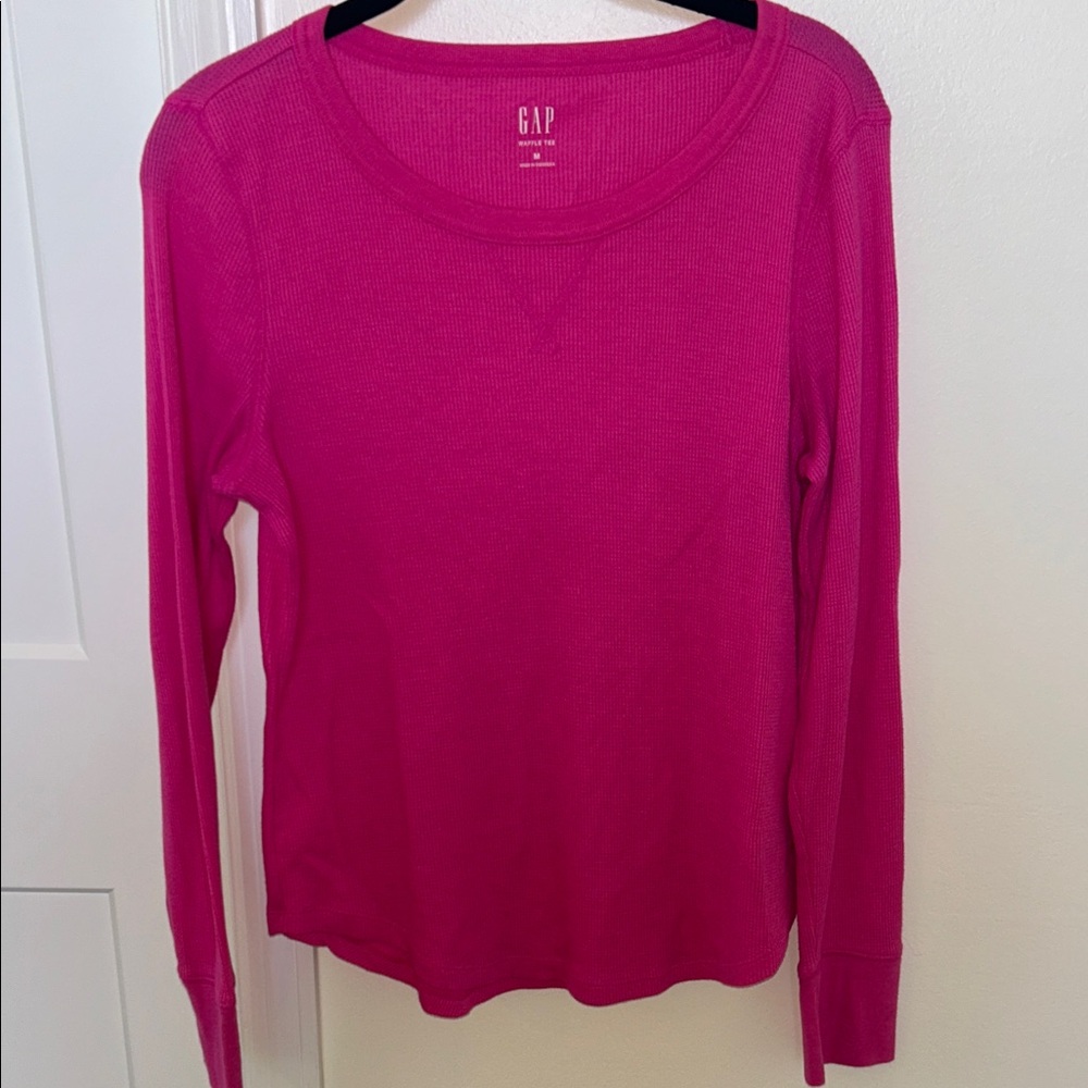 GAP Women's Fuchsia Long Sleeve Tee
